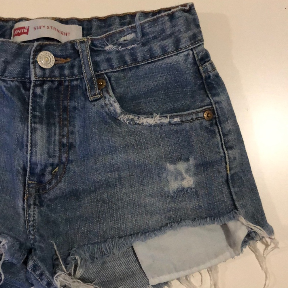 Levi’s 514 shorts!!